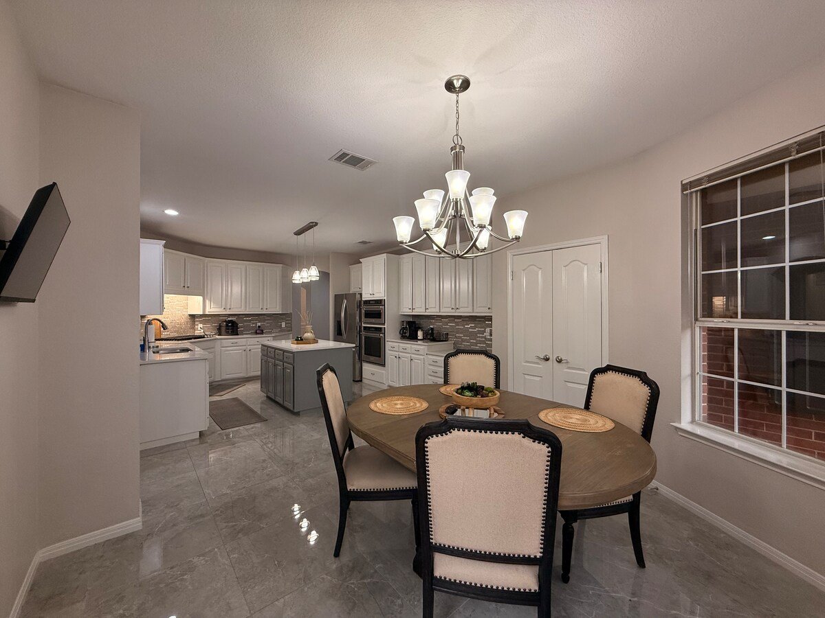 Kitchen & breakfast room